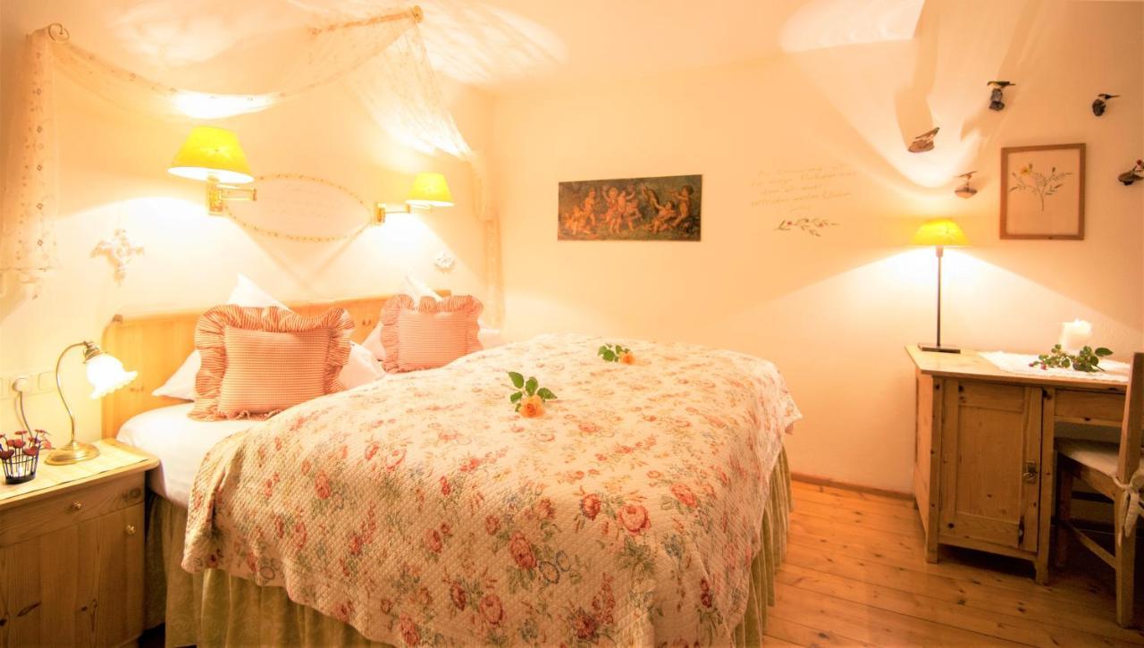 Hannas Alpengruss Apartment - Zimmer 蒂罗尔-泽费尔德 外观 照片