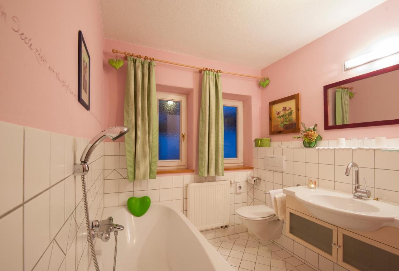 Hannas Alpengruss Apartment - Zimmer 蒂罗尔-泽费尔德 外观 照片