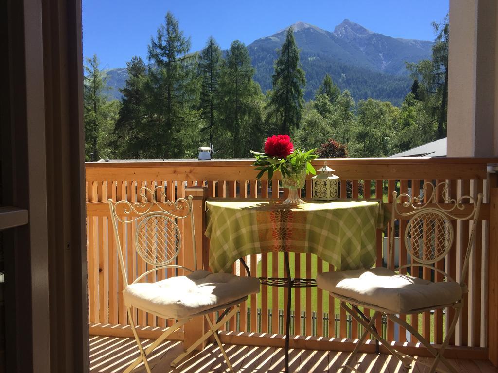 Hannas Alpengruss Apartment - Zimmer 蒂罗尔-泽费尔德 外观 照片